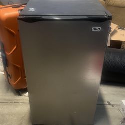 Mini Fridge with freezer space