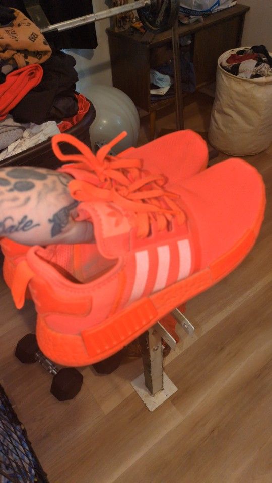 Adidas NMD R1 in Solar Red/Orange