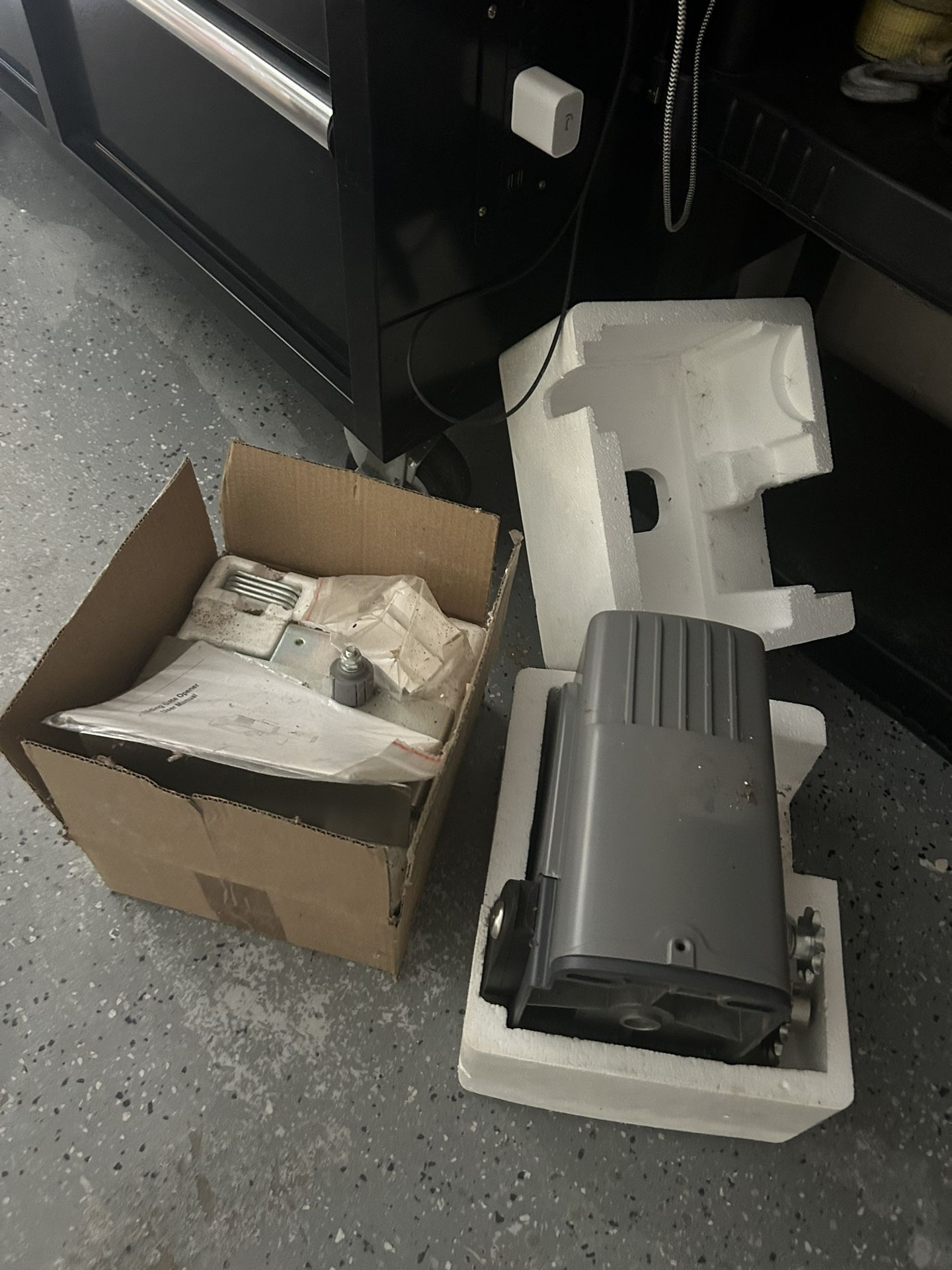 Automatic Sliding Gate Opener 