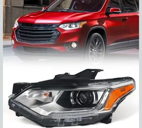 Left HID/Xenon Headlight Fit for Chevy Traverse 2018-2021
L/LS/LT Cloth/LT Leather/RS Model, RH Headlamp with LED DRL Projector