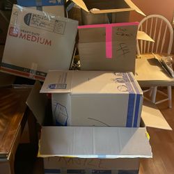 Moving boxes All Sizes and bubbles 