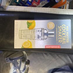 Mix Master Cocktail Shaker