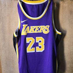 Lakers Jersey LeBron James 
