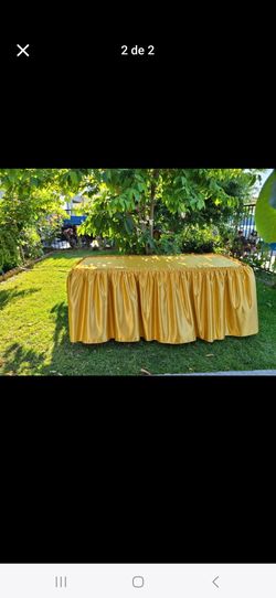 Manteles y telas (cloths and tablecloths)