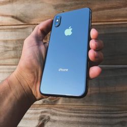 iPhone X Unlocked With Warranty 