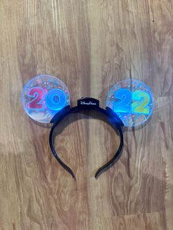 Disney Parks New Years 2022 Light Up Mickey Ears Glow 50th Anniversary Headband