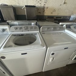 Maytag Washer & Dryer Set 