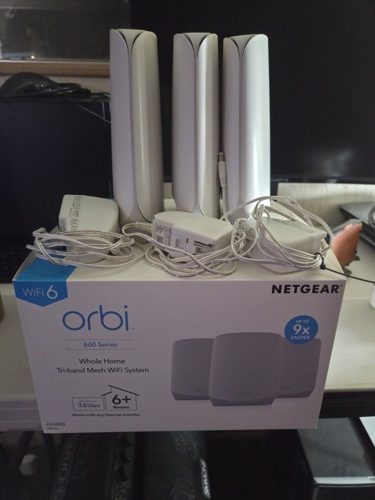 NETGEAR - Orbi 660 Series AX3800 Tri-Band Mesh Wi-Fi 6 System (3-pack) - White