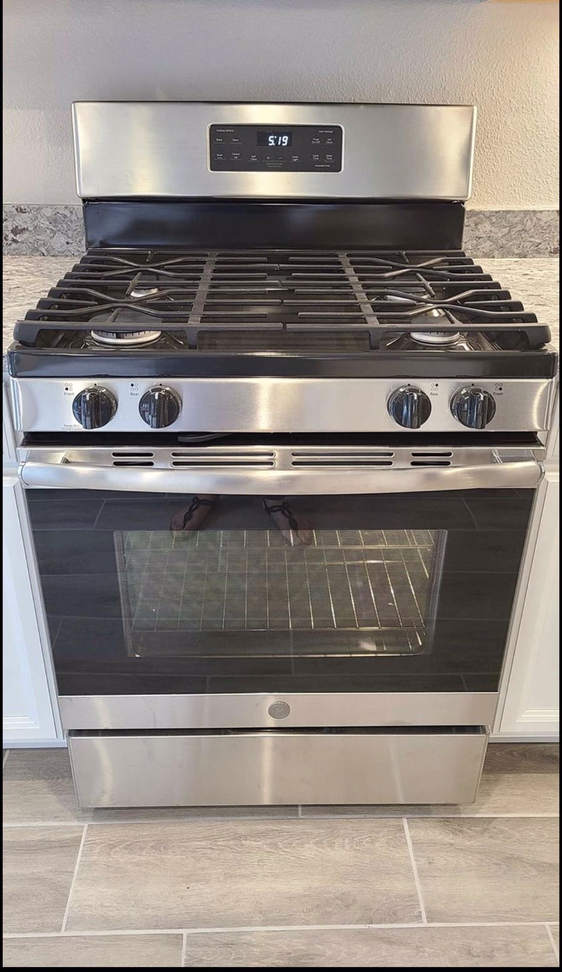 Gas stove + refrigerator +dishwasher and microwave