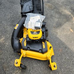 Dewalt 28" Lawn Mower