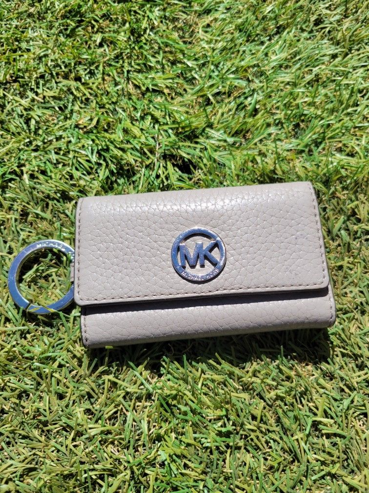 Michael Kors Keychain Wallet