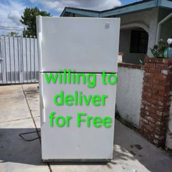 Kenmore Full-Size  Refrigerator 21 Cuft (Size 33" W 30" D 66" H