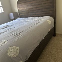 Queen Size Bed Solid Wood