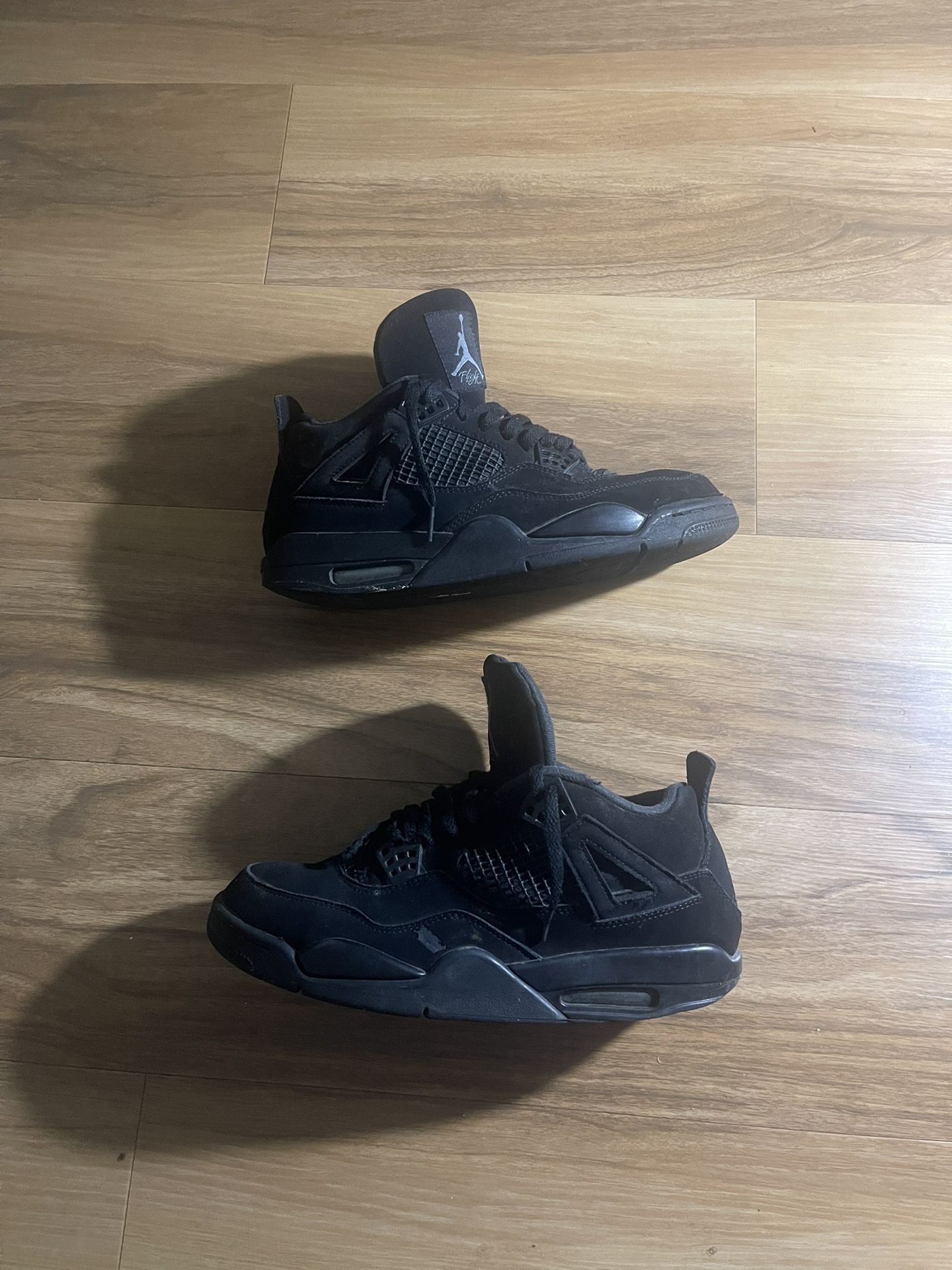 Air Jordan 4 “Black Cats” 2020 – Size 9