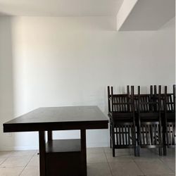 Dinning High Top Table w/ 6 Chairs