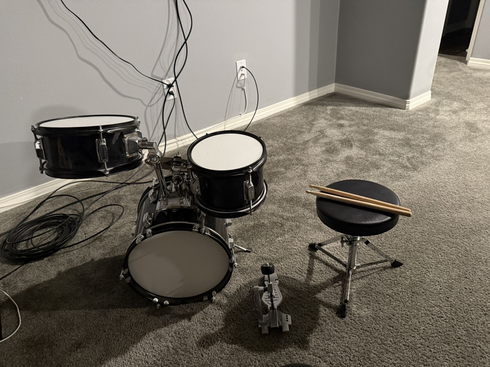 Kids Drum Set With Seat