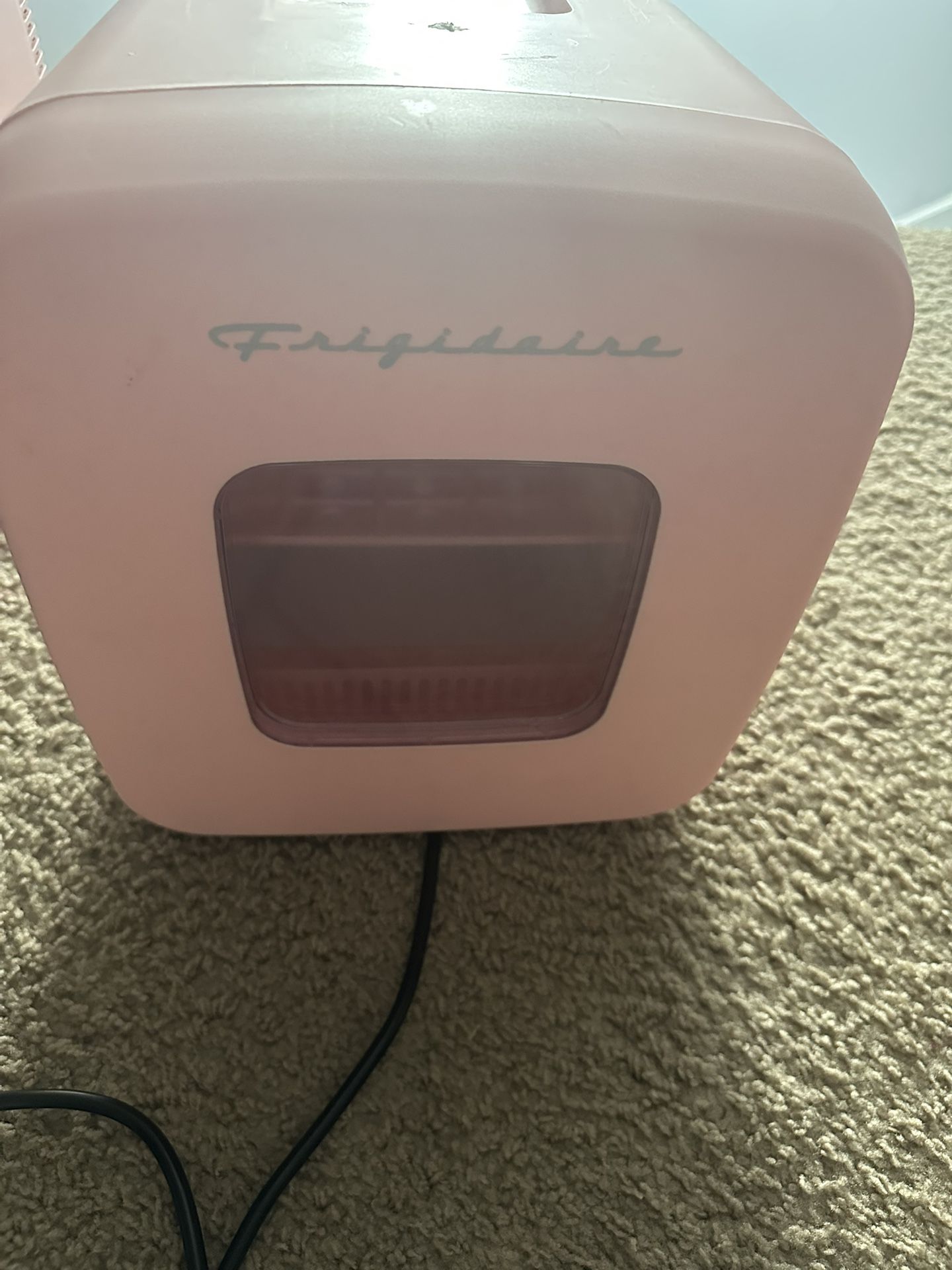 Frigidaire Mini Fridge