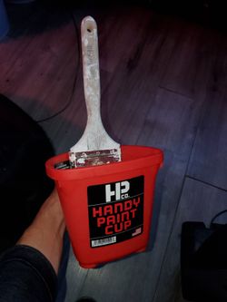 BRAND NEW HANDY PAINT CUP...NOT THE PAINT BRUSH...