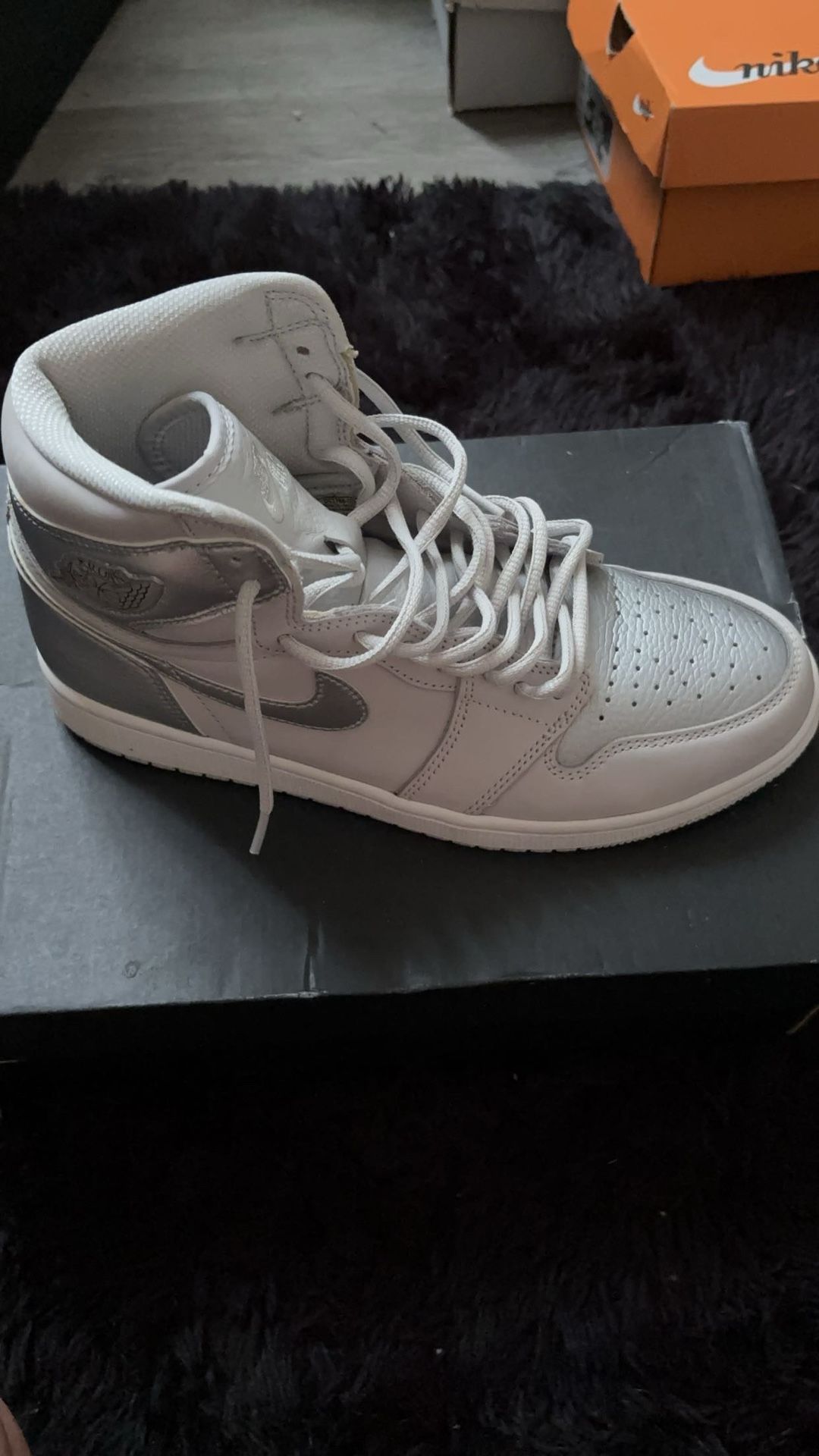 Size 9 Air Jordan 1 Retro High OG