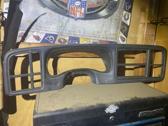 2001 GMC Sierra Dash Bezel