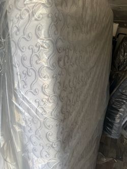 Full Size Mattress | Used Good Condition Medium Foam 6in Mattress