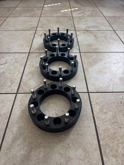 Wheel adapters