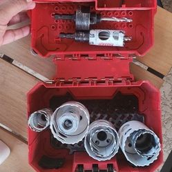Milwaukee Holesaw Set With Two Arbors