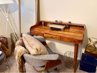Desk and chair