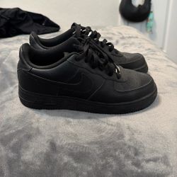Black Air Force Ones