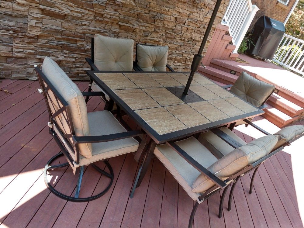 Brand New Used Once Garden Treasures Vinehaven Patio Set Like Brand New Table Chairs and Umbrella Quick Moving Sale Now