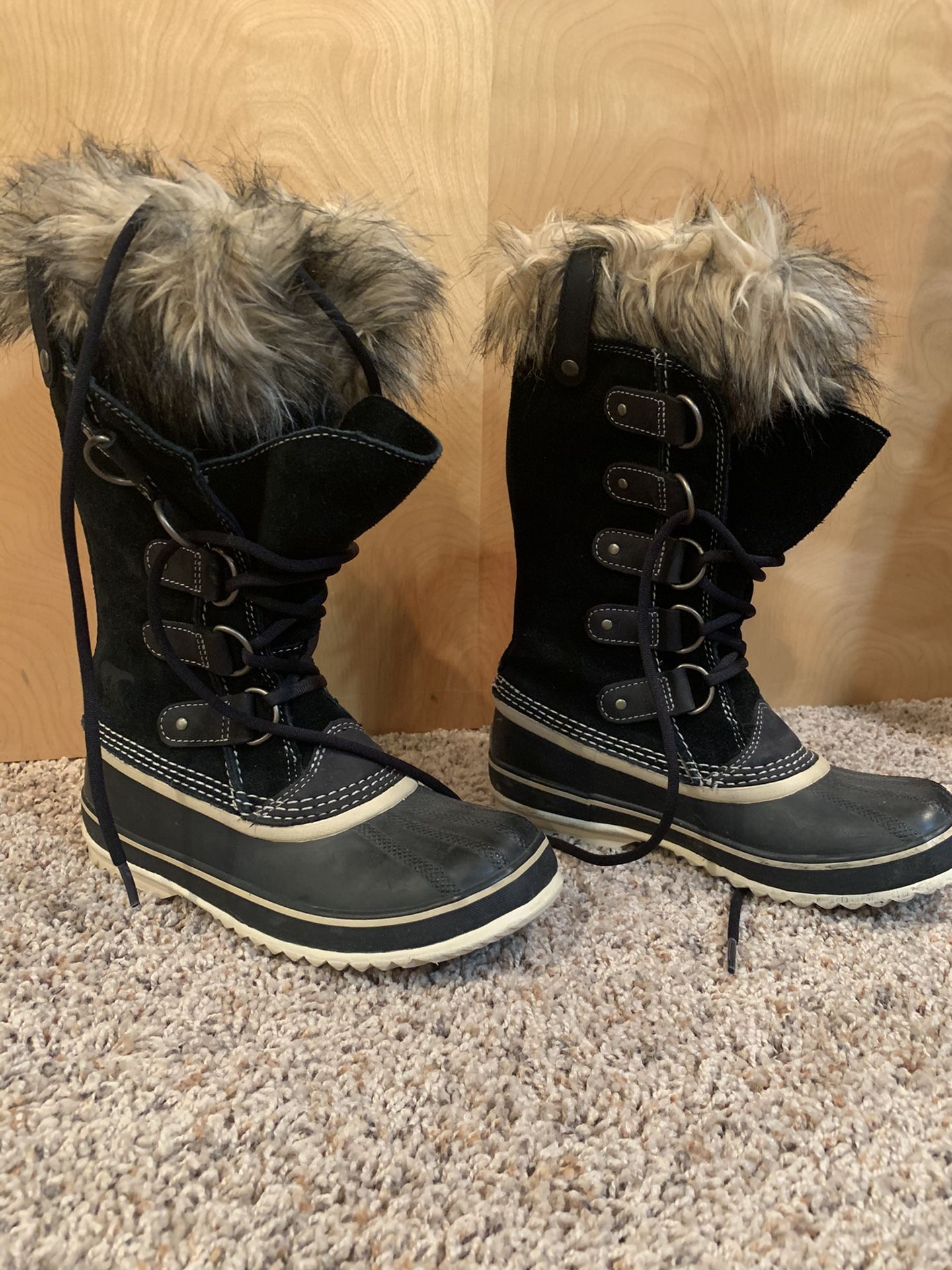 Ladies Sorel boots
