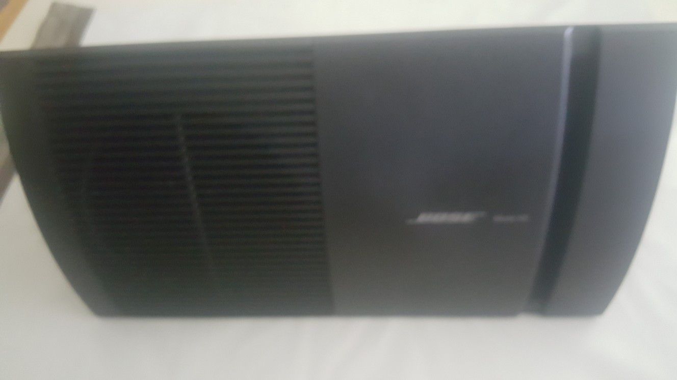 Bose speakers model 100
