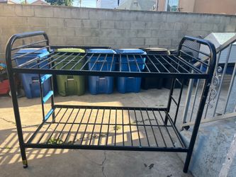 Bunk bed