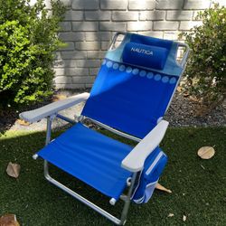 Folding Chair with Cooler