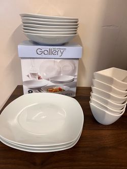 Tabletops Gallery 365 Whiteware Dinnerware Set