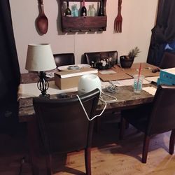 Kitchen Table And 6 Chairs