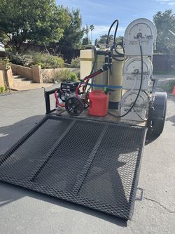 Expert Power Wash Portlandian Trailer w/ Custom Pressure Washing System