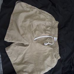 nike tan shorts
