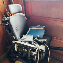 Quantum Electric Mobile Wheel Chair