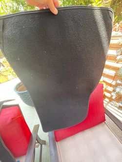 Tesla Model 3 front mats (2)