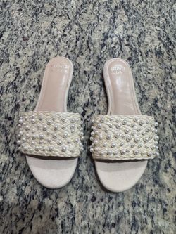 Crown & Ivy Pearl Raffia Slide Sandals – Women’s Size 9