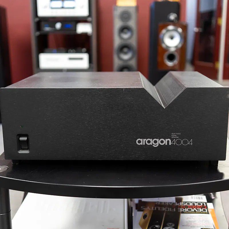 Legendary Aragon 4004 Stereo Amplifier 400wx2 channel (4ohms)