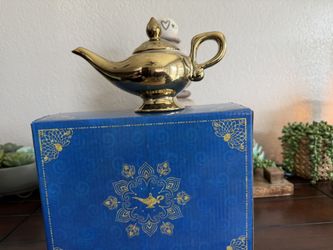 Aladdin Collectible Tea Pot
