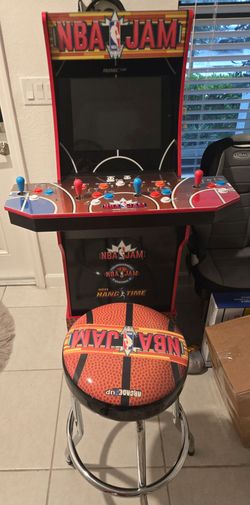 NBA arcade set with chair