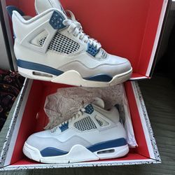 Jordan 4