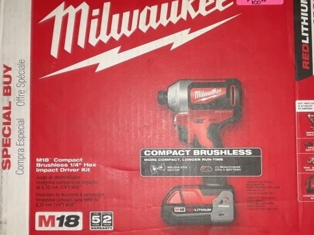 Milwaukee M18 Brushless Impact Driver Kit With Battery Charger And Carry Bag