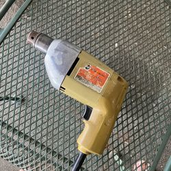 Black & decker Drill