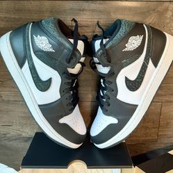 Men’s Nike Air Jordan 1 Mid SE Size 11