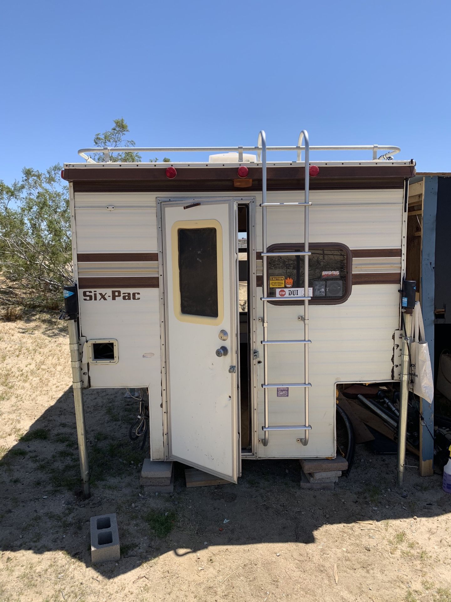 Six pac camper fits six foot truck bed for Sale in Yucca Valley, CA