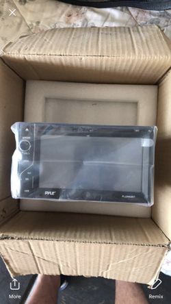 Pyle touch screen deck with backup camera